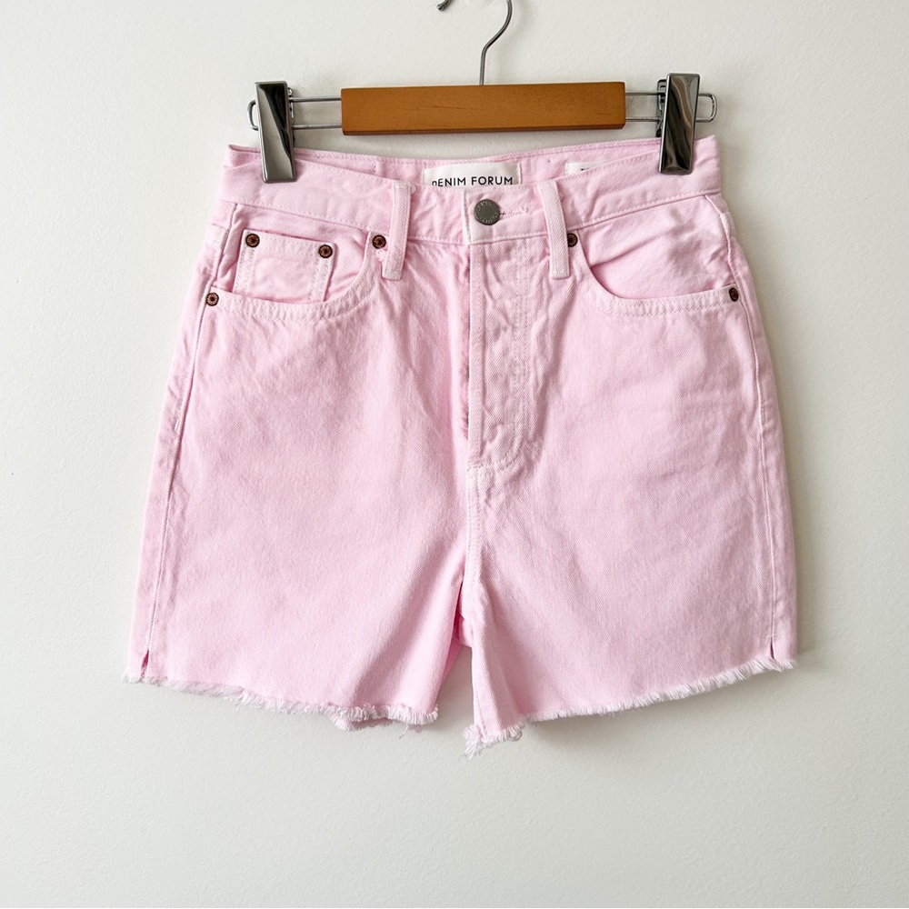 Aritzia Denim Forum Pink Yoko Mid Thigh Shorts High Rise Distressed Hem Size 24